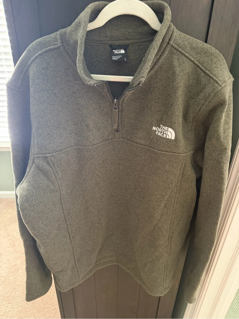 The North Face Men's Olive Green Quarter-Zip Fleece Pullover